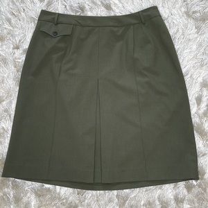 Talbots Woman Petite Vintage Olive Single Front Pleat with a Pocket Skirt